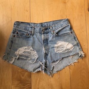 Levi’s light wash jean shorts